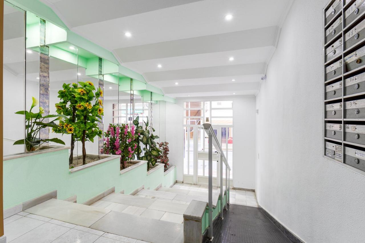 Arquitecto Larramendi Apartment Торевиеха Екстериор снимка